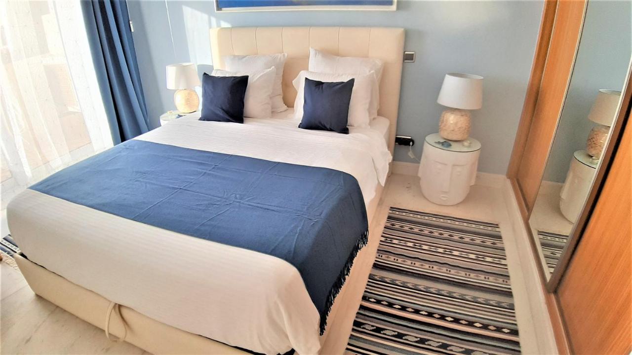 Potato Beach Apartment At Beach Front & Sea View Lagos Extérieur photo