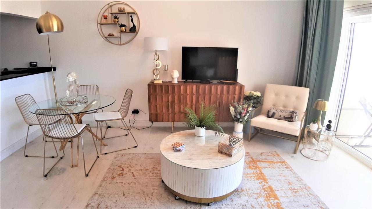 Potato Beach Apartment At Beach Front & Sea View Lagos Extérieur photo
