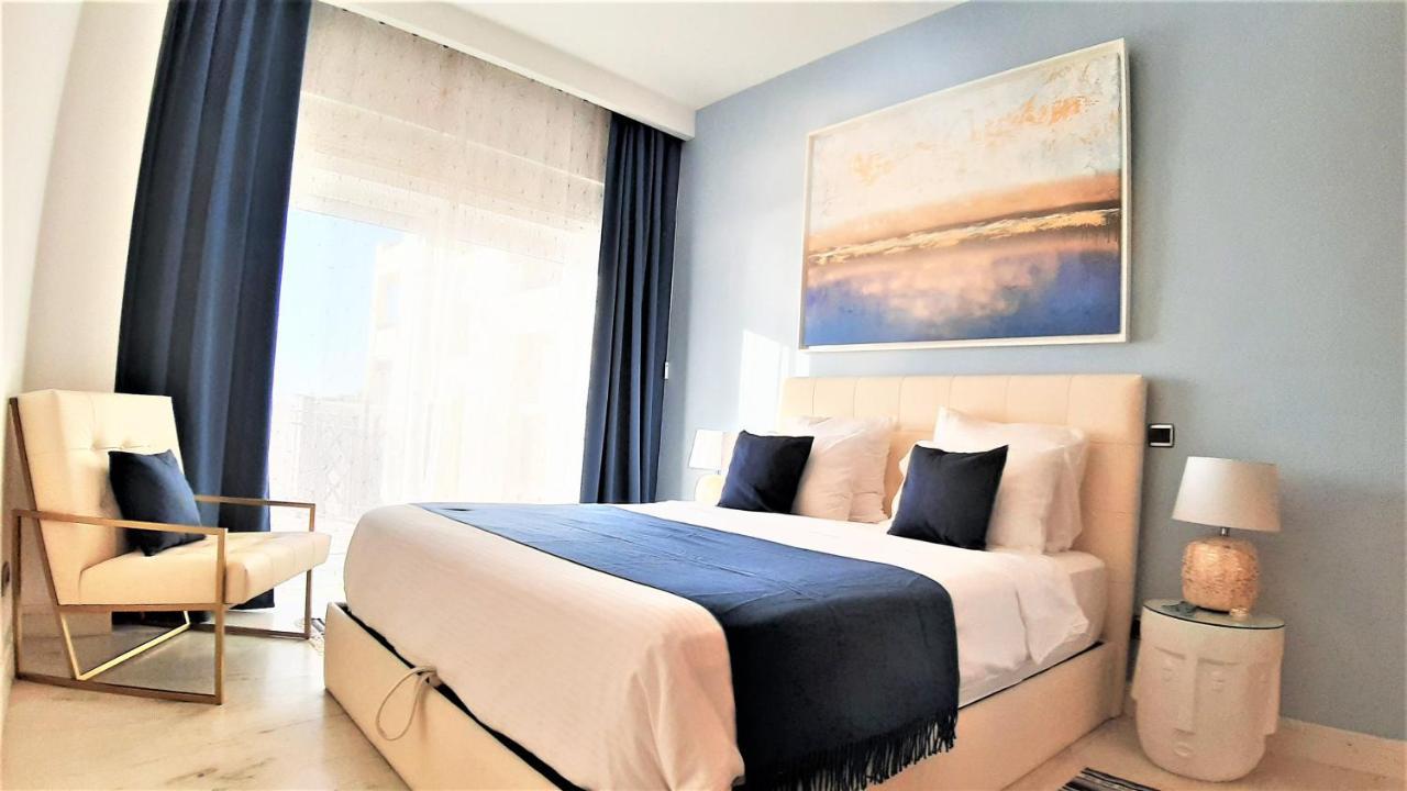 Potato Beach Apartment At Beach Front & Sea View Lagos Extérieur photo